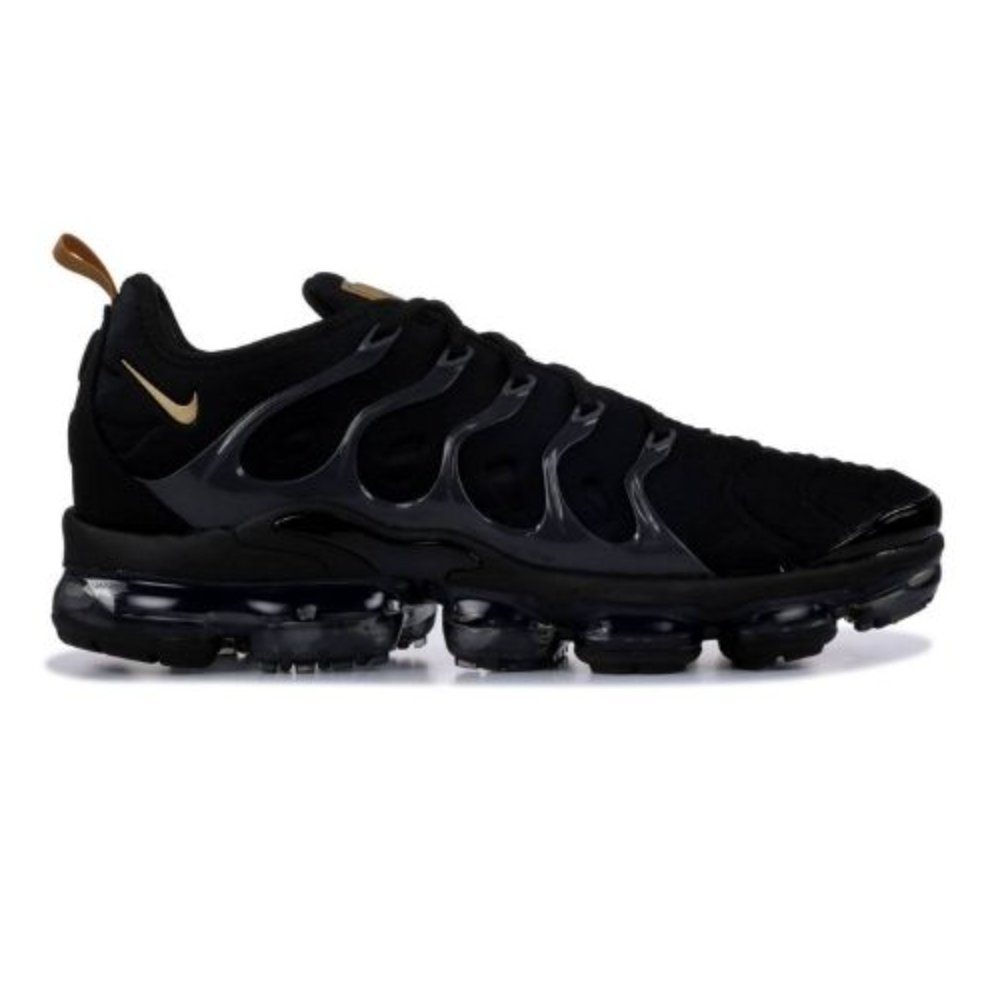 AIR VAPORMAX PLUS BLACK & GOLD