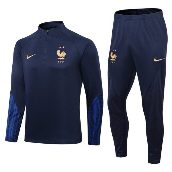 Conjunto entrenamiento Francia 23/24