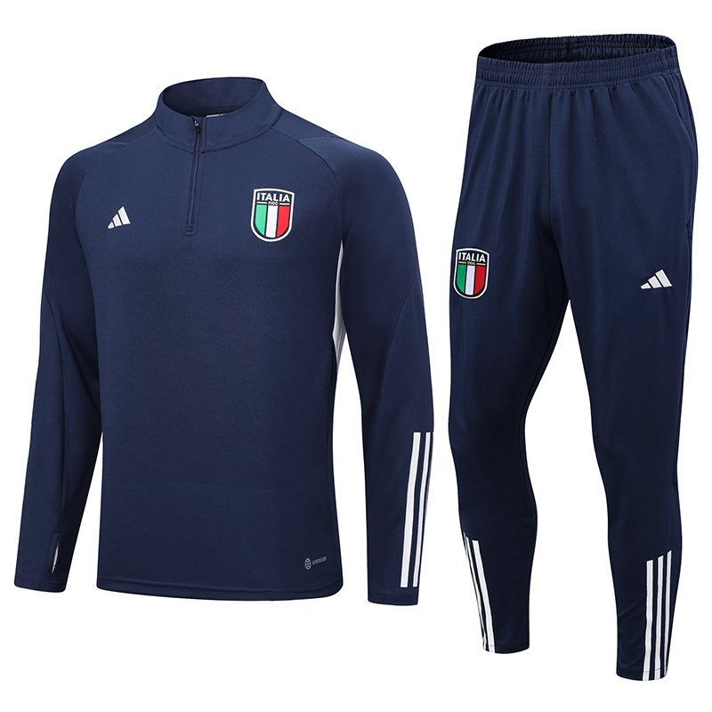 Conjunto entrenamiento Italia 23/24