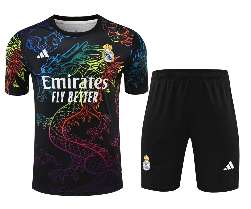 Conjunto de calentamiento Real Madrid negro dragón arcoíris