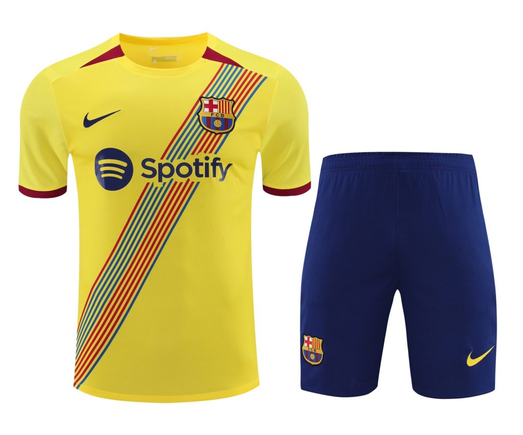 Conjunto de calentamiento FC Barcelona amarillo franja azul y roja